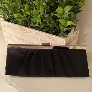 Jessica McClintock Black Satin Clutch Purse Removable Chain Formal Evening Bag